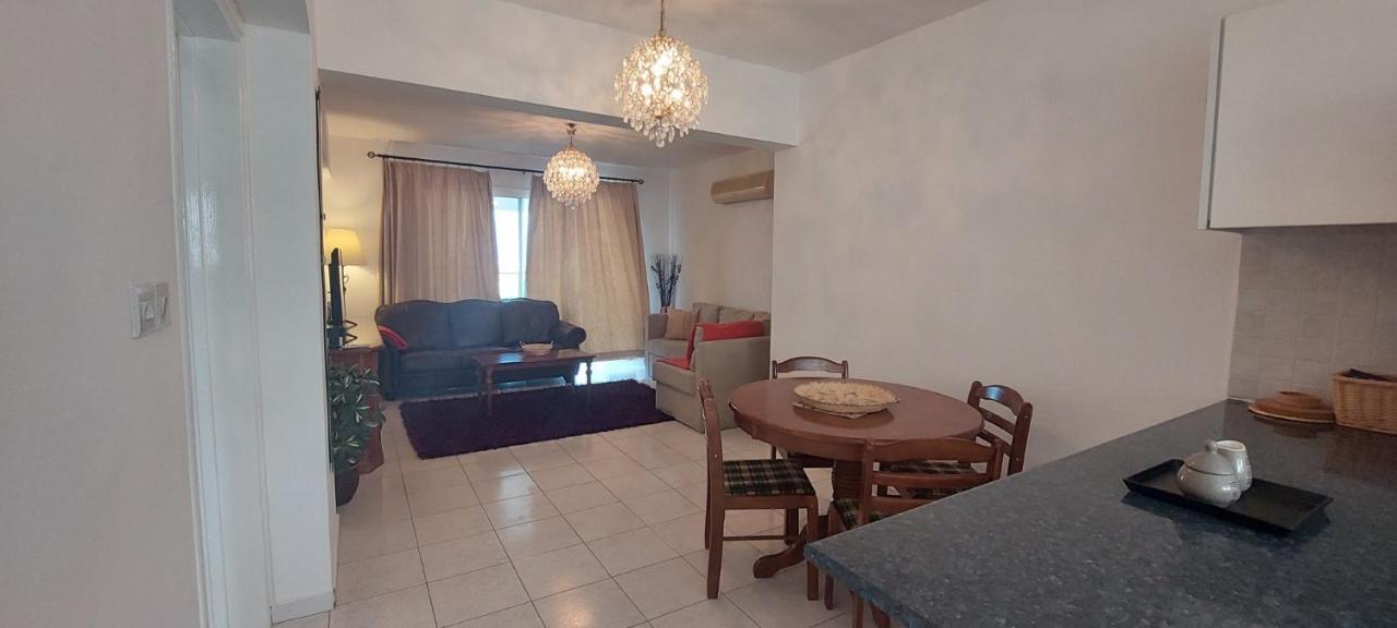 Spacious 2 Bedroom Apartment Peja Zewnętrze zdjęcie